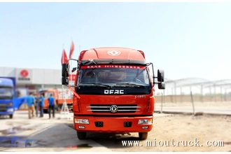 China Caminhão leve de Dongfeng 115hp 4,2 m para venda, veículo transportador fabricante