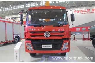 Tsina Dongfeng 4x2  mini truck mounted crane Manufacturer