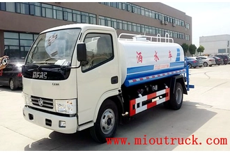 China Dongfeng HLQ5070GSSE 4 * 2 5t lori tangki air pengilang