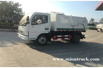 ประเทศจีน dongfeng 4x2 small garbage truck with 5 CBM vulume capacity for sale ผู้ผลิต
