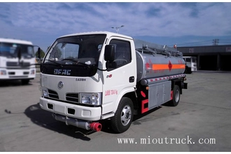 China oil tanker 4*2 5.3CBM 3.6TON CSC5071GJY4 dongfeng Euro4 manufacturer