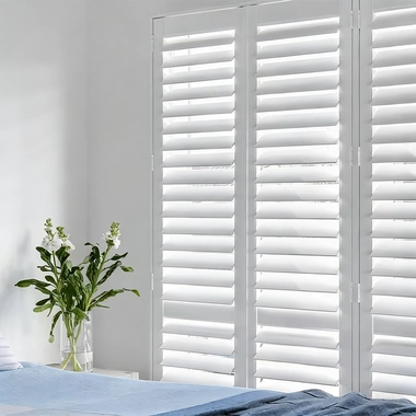 China Custom Size PVC Plantation Shutters, Interior Window Shutters for Bedroom, Waterproof White Shutters with Adjustable Louvers manufacturer