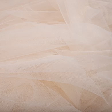 Shenzhen CYG twardy miękki nylonowy tiulowy materiał siatkowy na suknię ślubną dla nowożeńców