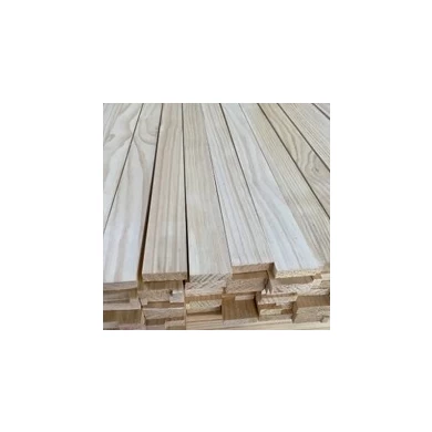 Shandong Արտահանել որակյալ սոճու փայտանյութ V աստիճանի փայտանյութ պինդ փայտե տախտակներ շինանյութեր տան շինարարության համար