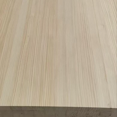 China Straight Grain AA Grade Radiata Pine Edge Plywood