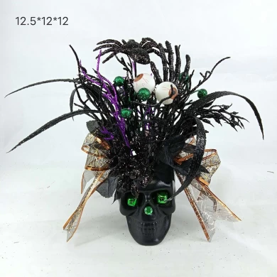 Decoración de calavera de Halloween con hojas negras artificiales, calabaza con purpurina