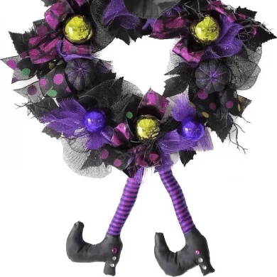 Senmasine Corona de Halloween de 24 pulgadas con pierna, sombrero de bruja, adornos con purpurina, malla negra, lazos morados, decoración para colgar en la puerta delantera