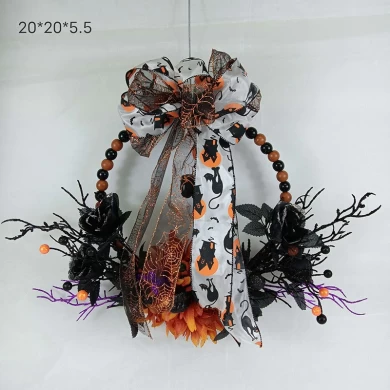 Senmasine Corona de cuentas de Halloween de 20 pulgadas con flores artificiales, lazos de cinta de rosas, rama muerta negra y morada