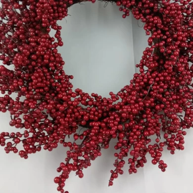 Senmasine 24 英寸圣诞红色浆果花环冬季前门农舍悬挂装饰