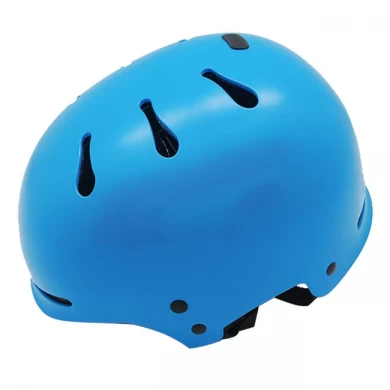 AU-K004 Leichte Canyoneering-Ausrüstung EN 1385 Europäischer zertifizierter Standard-Skating-Helm