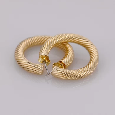 Fashion Jewelry Wholesale Twisted Hoop Earrings.