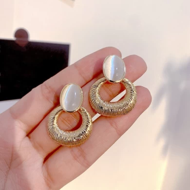 Fashion Trendy Jewelry Wholesale White Cat Eye Stone Earring.