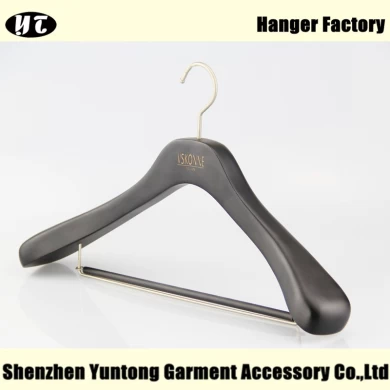 China hanger factory black wood coat and suit hanger with locking bar for pants[SWH 038]