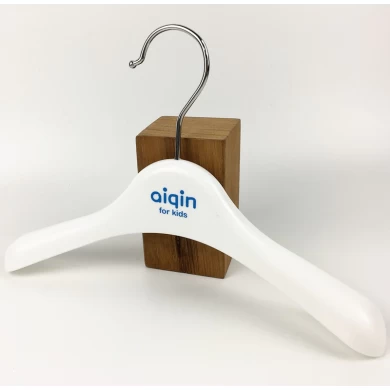 KTP-001 different plastic coat hanger for baby top hanger for cloth shop