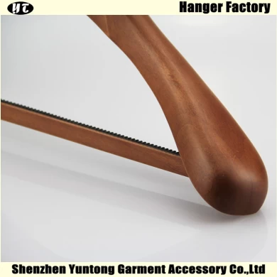Appendiabiti da uomo in legno di faggio di fascia alta con barra di bloccaggio Fabbrica fornitore Cina [MSW 015]