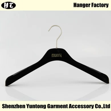 WSV-004 black velvet flocked hanger plastic antislip coat hanger
