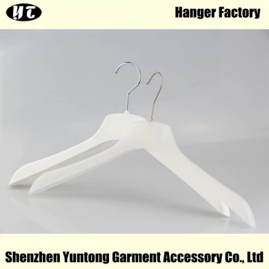 WTP-001 men plastic hanger for top high end plastic hanger with low price