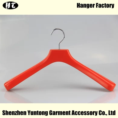 WTW-005 factory red luxury heavy wooden coat hanger wood hanger with logo
