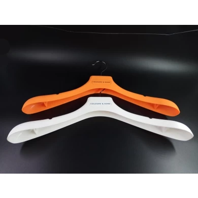 White rubber coated hanger factory accept private brand customization clothes hanger