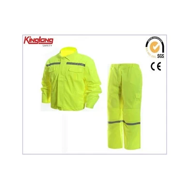 مع سترة أمان عاكسة من الفئة 2 من الفئة EN471 عالية الوضوح ، ملابس سلامة عاكسة للزي الصناعي