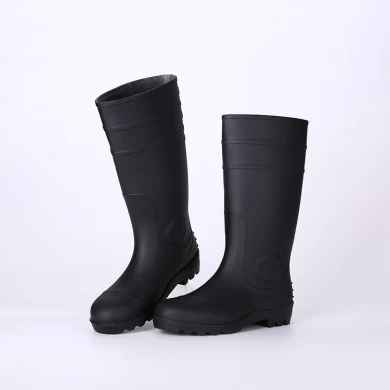 106个黑色安全雨靴，配以钢质鞋头