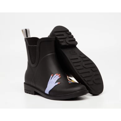 RB-004热销防水橡胶雨靴为女性