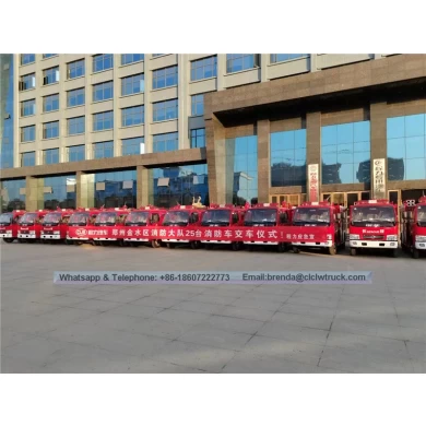 Dongfeng 4000Liter fournisseur de camion de pompiers Chine, 4X2 4CBM réservoir d'eau fabricant feu de camion de combat