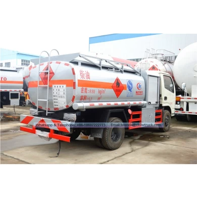 Dongfeng 4x2 pequeña 5000L camión cisterna de combustible