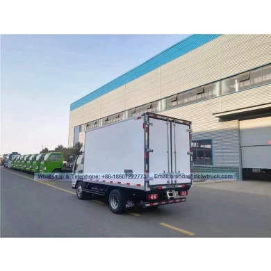 JAC 1-3T Panel aislado mini camión de caja refrigerada