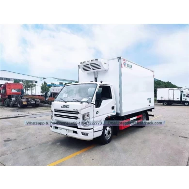 Fournisseur de camion de réfrigérateur JMC Chine, camion de cargaison de réfrigérateur 5 tonnes, camion de cargaison de réfrigérateur 4x2, moteur diesel de camion de réfrigérateur