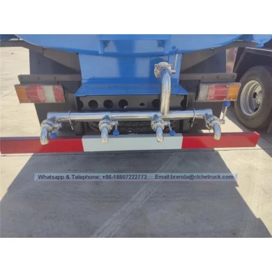 Nhật Bản Isuzu 3000-5000L xe tải vận chuyển nước uống