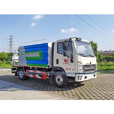 SINOTRUK HOWO 4x2 5000Liter water truck supplier china,5CBM water tank truck manufacturer