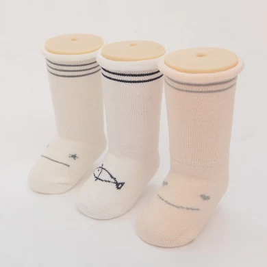 Neugeborenes Baby trifft Kleinkind-Strumpf-Baby-Mannschafts-Socken mit Griff für Kinder hart