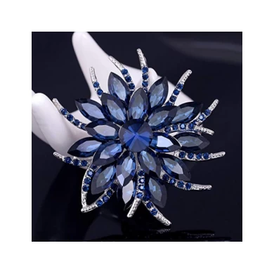 New Arrive Women's Austrian Crystal Wedding Flower Leaf Bouquet Brooch