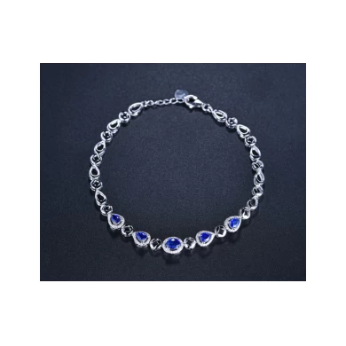 China Manufacturer 18K White Gold Sapphire Diamonds Bracelet for Woman