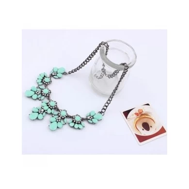 Flower Necklace Fresh Sweet Lady Neck Short Alloy Chain Accessory Birthday Anniversary Gifts for Women Mom Wife