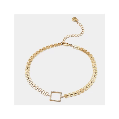 High Quality Fashion Artificial Stone Gold Short Necklace for Woman