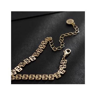 High Quality Fashion Artificial Stone Gold Short Necklace for Woman
