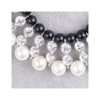 Short Chain Pearl Beads Crystal Pendant Ladies Necklace Wholesale Fashion Jewelry OEM Factory