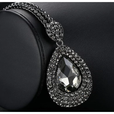 Cheap Price Zinc Alloy Sweater Chain Necklace with Artificial Crystal Pendant