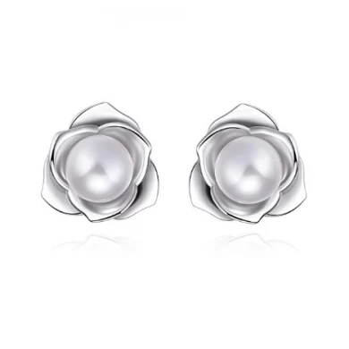 China Supplier High Polished 925 Sterling Silver Necklace with Natural Freshwater Pearl