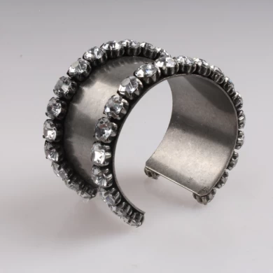 Custom design high quality die copper ancient silver plated bangle womens bracelets artificial jewellery online