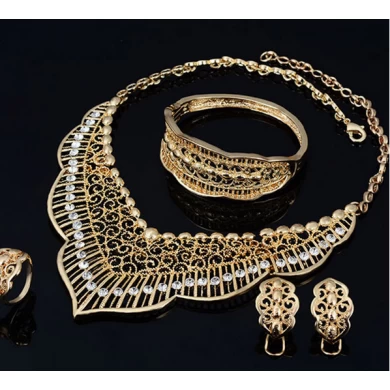 Factory Price Gold Love Alloy Gem Wedding Travel Women's Four-piece Jewelry Set