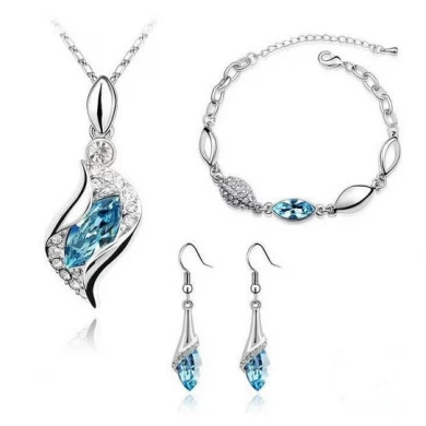 Fashion Lady Drop Crystal Rhinestone Jewelry Set Wholesale in China