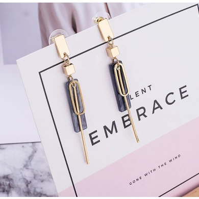 High Quality 18K Gold Plating Long Hanging Earrings for Woman