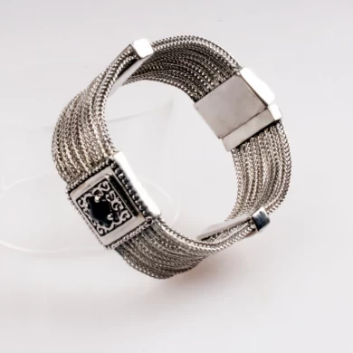 High quality women fashion silver bangle rhodium silver plated jewelry handmade jewelry wholesale Silver charm bracelet manufacturer china