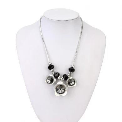 New Arrive Customized Fashion Jewellery Zinc Alloy Crystal Flower Pendant Necklace for women Accessories