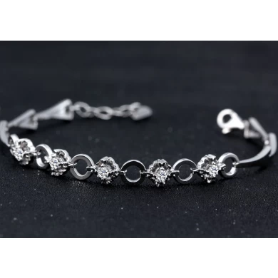 Professional Supplier 18K White Gold Diamonds 4C Bracelet Bangle for Woman