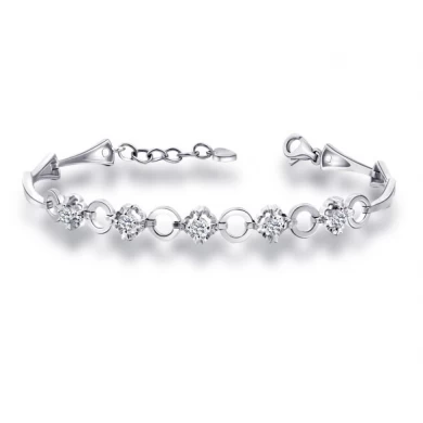 Professional Supplier 18K White Gold Diamonds 4C Bracelet Bangle for Woman
