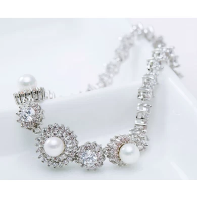 Wholesale Hot Fashion Korean Exquisite Elegant Women Bridal White Pearl Wedding Bracelet